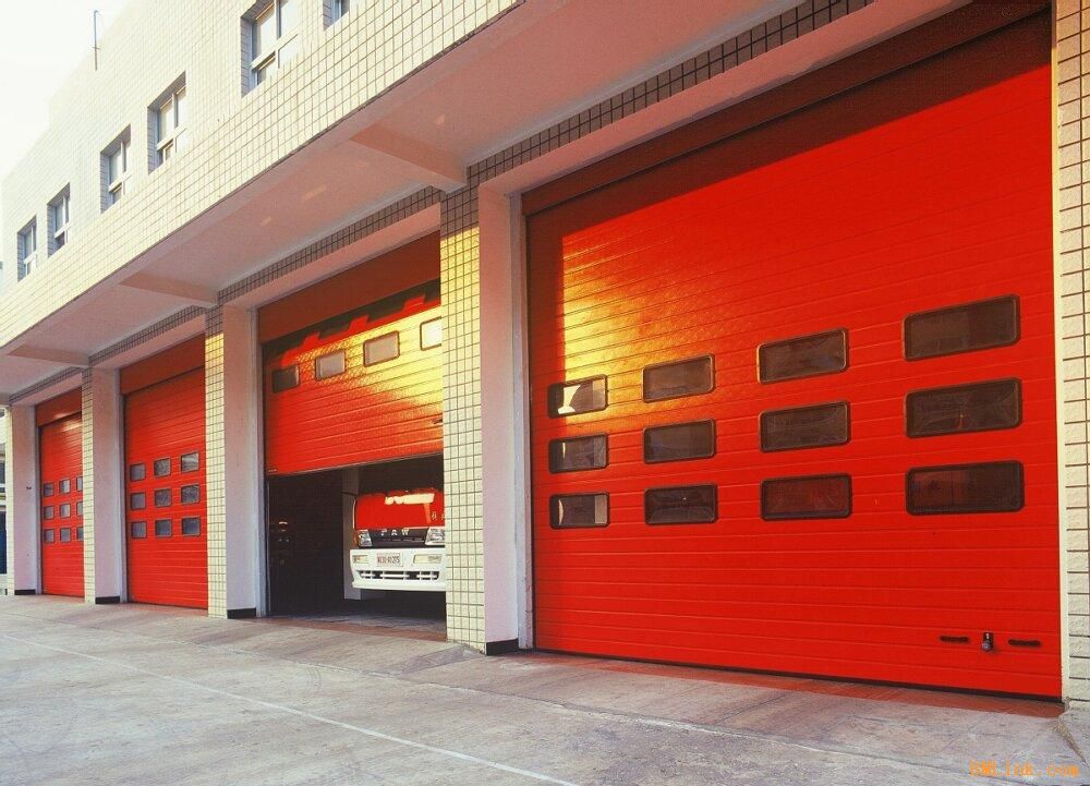 【多图】门行业的领军看矛_��庄电动门 矛_��庄�R库门安装谨记